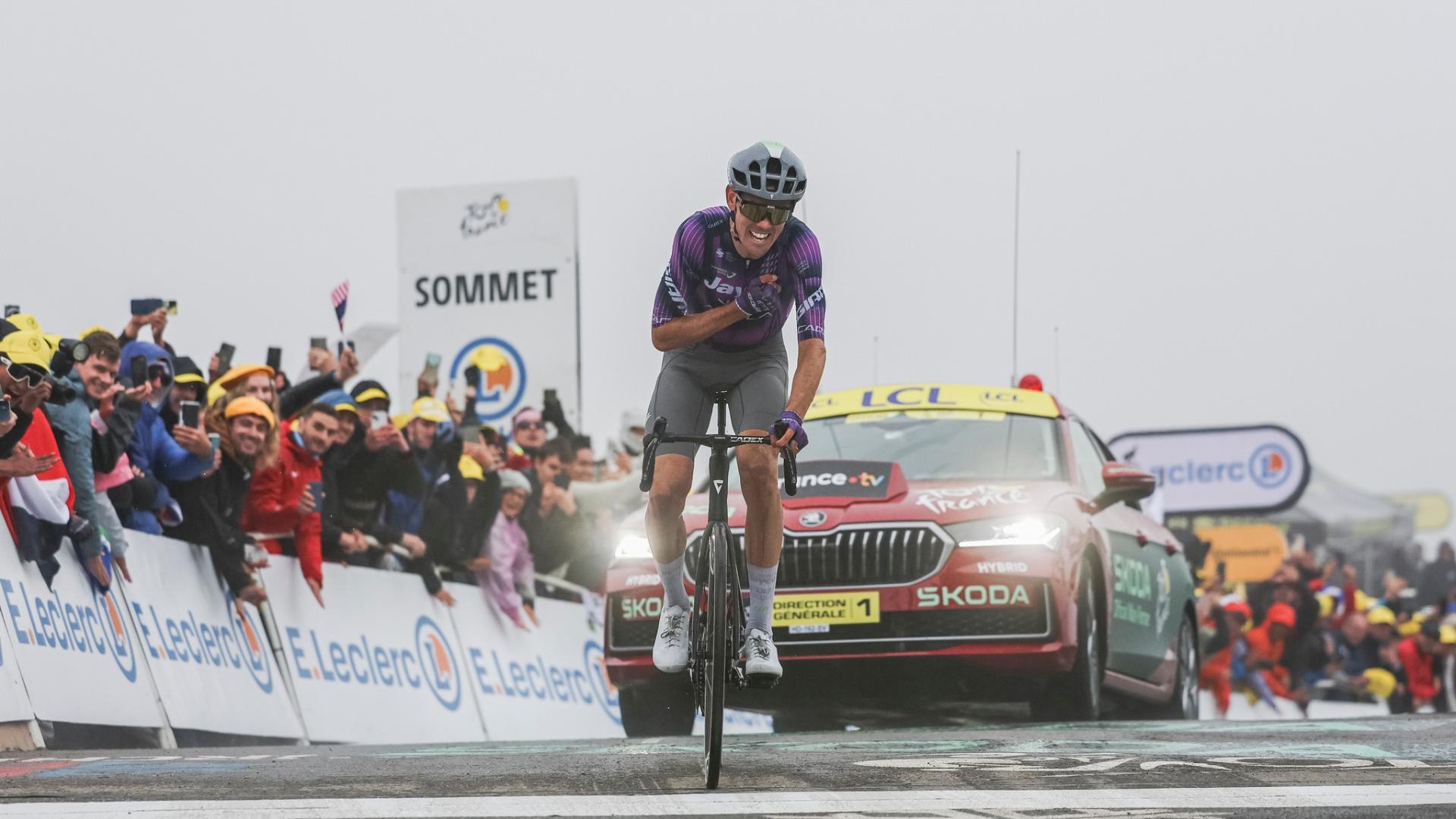 Královská 18. etapa Tour patřila O'Connorovi! Pogačar zůstává ve žlutém!